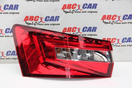 Stop stanga caroserie Skoda Superb 3 (3V3) combi 2015-2018 3V9945207A