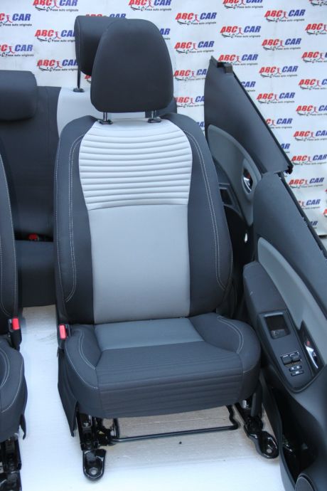 Interior textil Toyota Yaris (XP130) 2011-2019