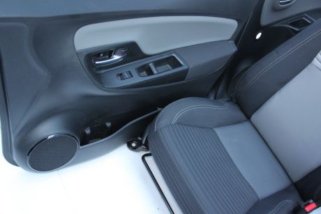 Interior textil Toyota Yaris (XP130) 2011-2019