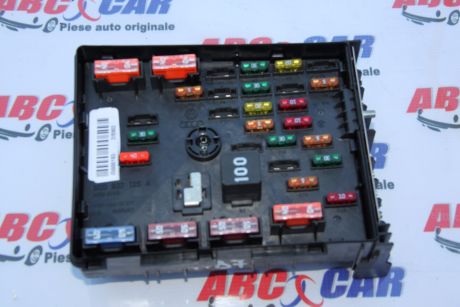Panou sigurante VW Passat B7 2010-2014 2.0 TDI 3C0937125A
