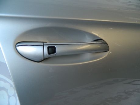 Maner usa dreapta fata Mercedes CLS W219