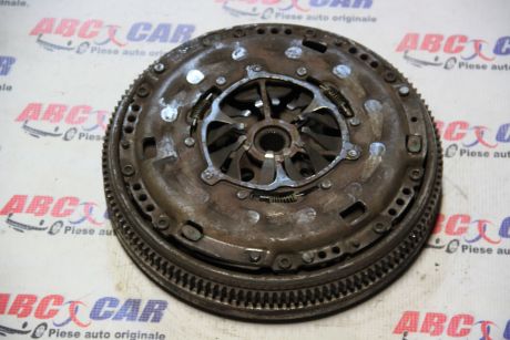 Kit ambreiaj VW Golf 5 1.9 TDI 2005-2009 cod motor: BXE 