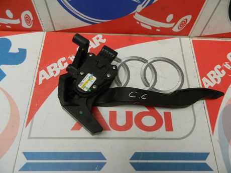 Pedala acceleratie Opel Corsa C 2000-2006 9129423CL