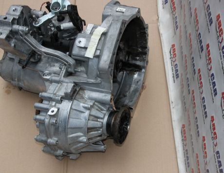Cutie viteze manuala VW Golf 7 1.6 TDI 2014-2020 cod: QWW