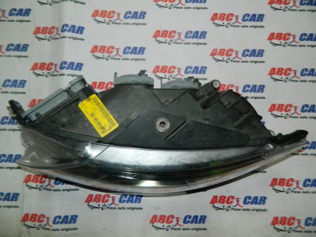 Far stanga cu xenon VW Passat CC 2008-2012 3C8941751E