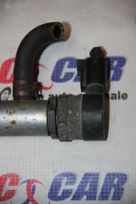 Rampa injectoare cu senzor VW Crafter 2006-2011 2.5 TDI 076130093C