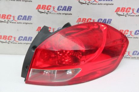 Stop dreapta Renault Clio 3 estate 2005-2010 8200586844