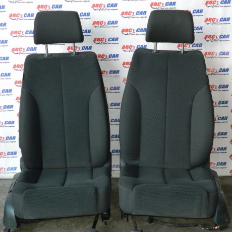 Scaune stanga-dreapta fata din material VW Passat B6 2005-2010