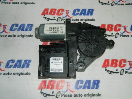 Motoras geam dreapta fata VW Caddy (2K) 2004-2015 1T0959702D, 1K0959792J