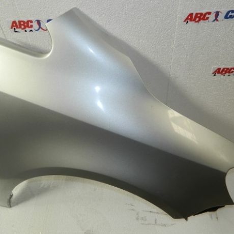Aripa dreapta fata VW Golf Plus 2004-2012