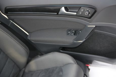 Interior textil si alcantara VW Golf 7 hatchback 2014-2020