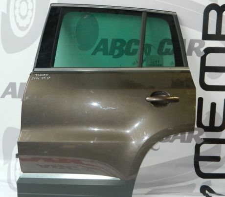 Usa stanga spate VW Tiguan (5N) 2007-2016