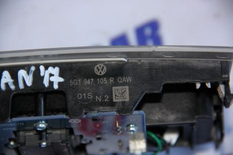 Plafoniera VW Tiguan (AD1) 2016-2023 5G1947105R