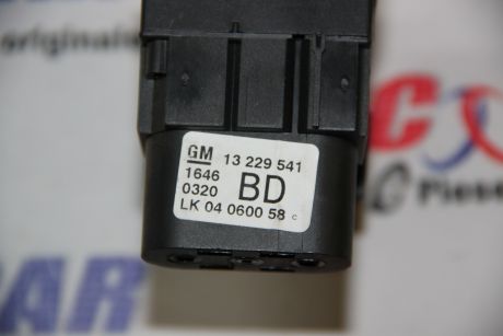 Bloc lumini Opel Vectra C 2002-2008 13229541BD