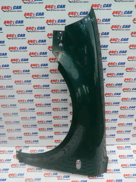 Aripa stanga fata VW Passat B5 1999-2005