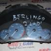 Ceasuri bord Citroen Berlingo 1 1997-2007 2.0 HDI 9652246180