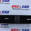 Grila bord aer centrala VW Passat B7 2010-2010 2.0 TDI