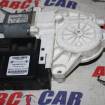 Motoras geam dreapta fata VW Golf 5 2005-2009 1K3837402N, 1K0959792G